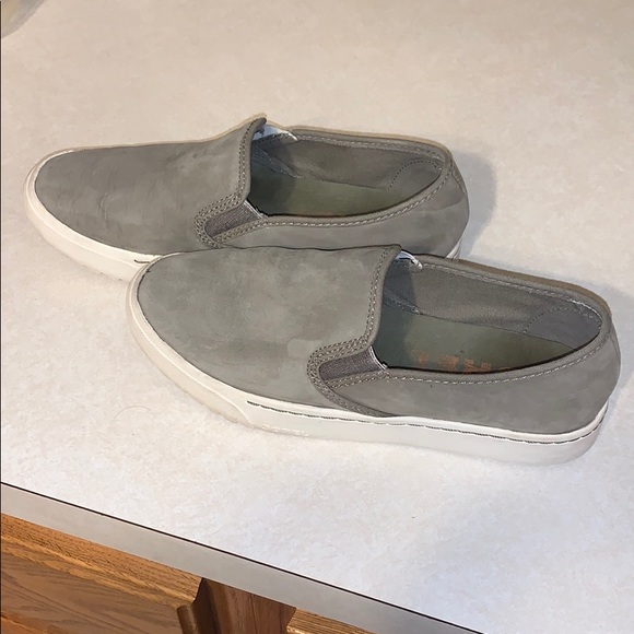 Sorel Women's CAMPSNEAK Slip ON Sneaker - Picture 2 of 8